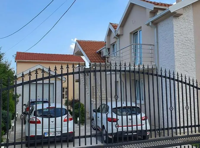 Apartman Tolosi 2 Podgorica